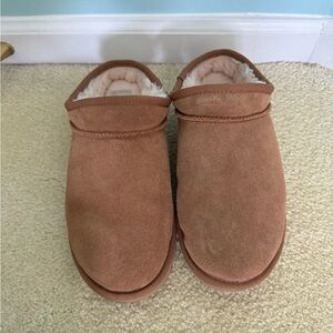 Chestnut Ugg Slippers